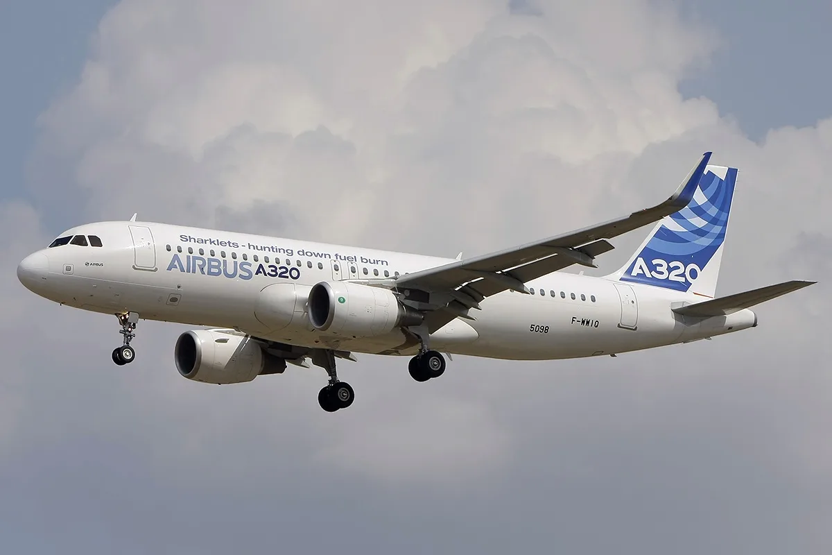 Airbus A320 в ливрее производителя