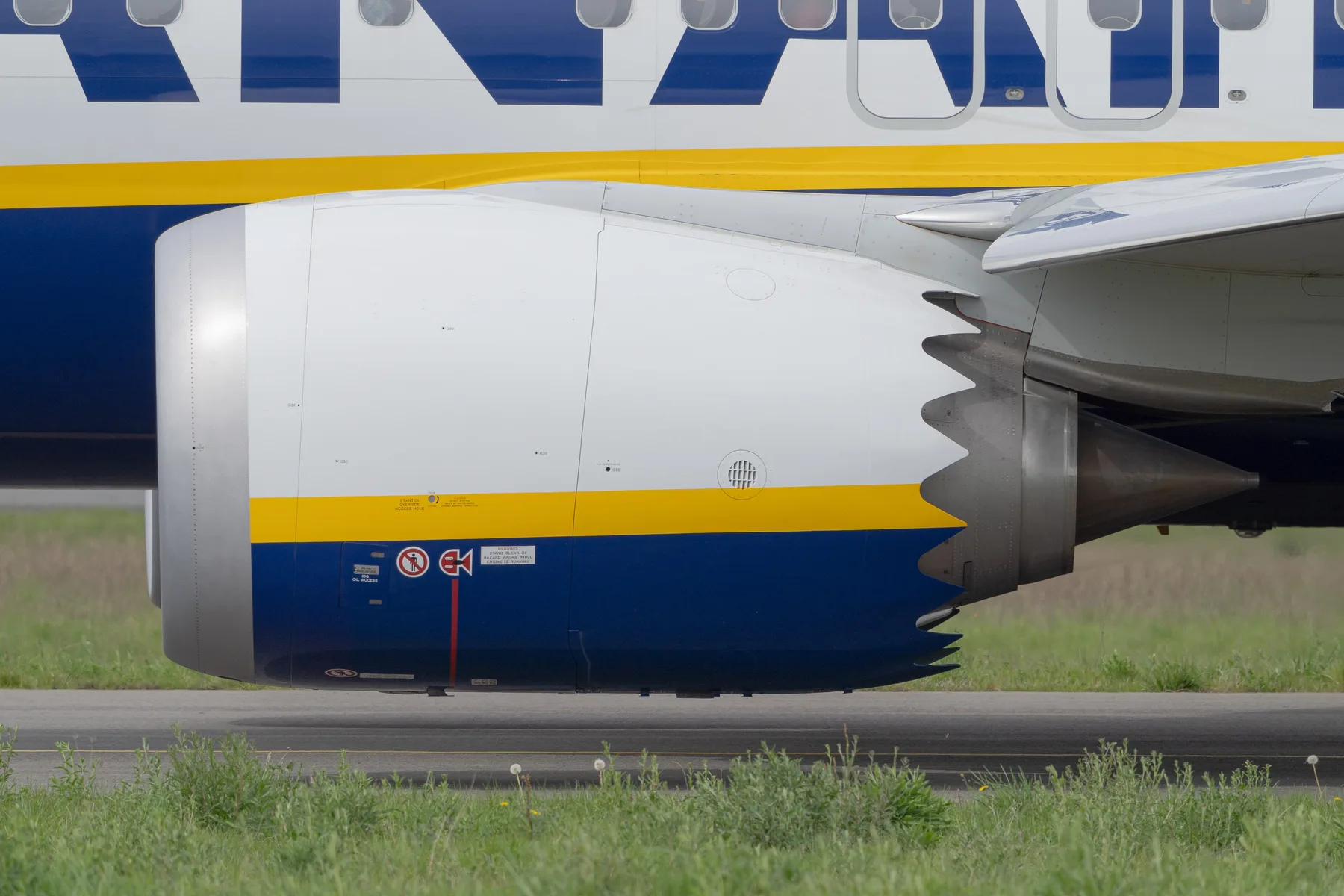 Двигатель CFM LEAP-1B, вид сбоку. Фото: Hugo LUC / Wikimedia Commons, CC BY-SA 4.0