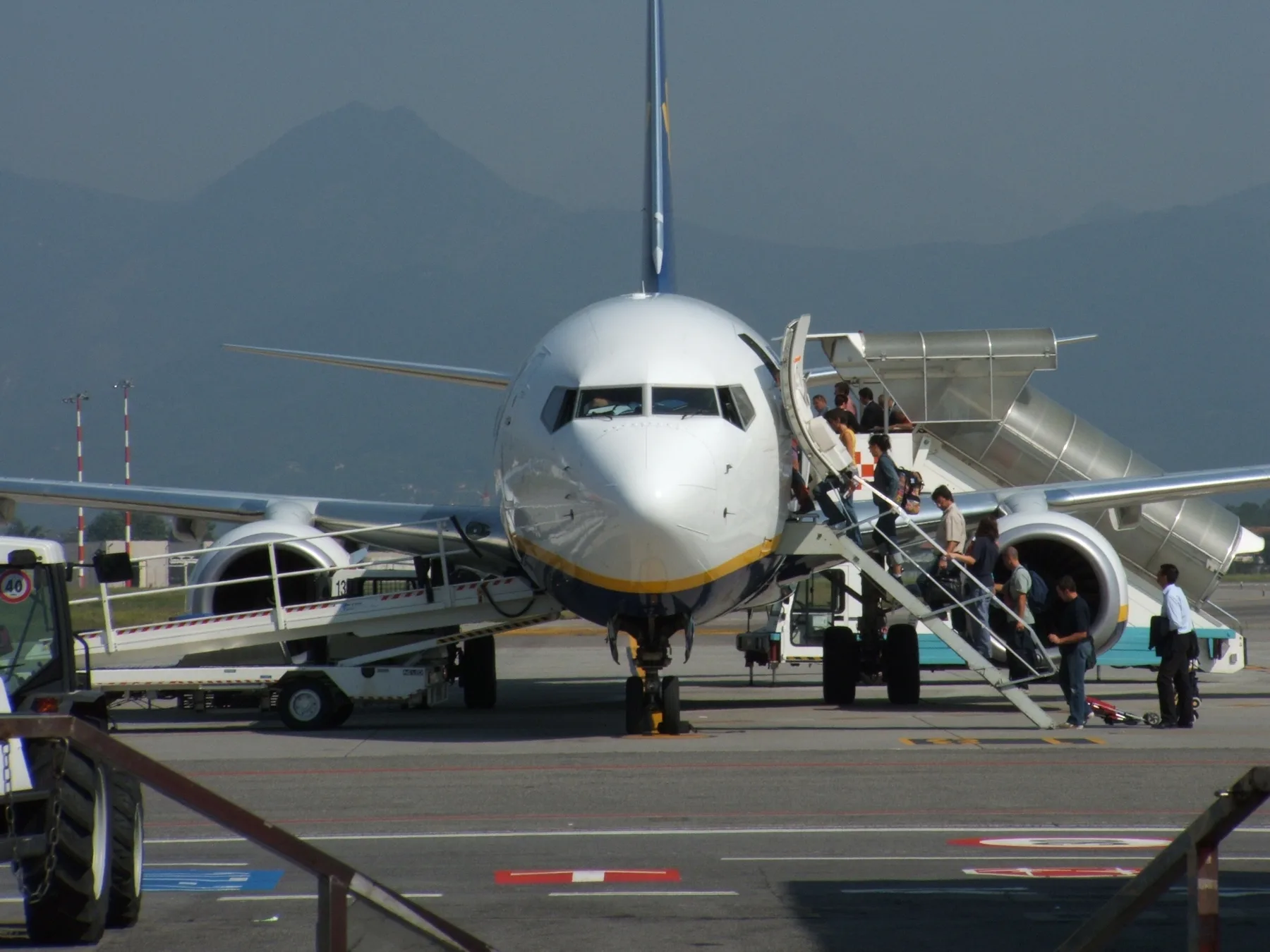 Трап Boeing 737 авиакомпании Ryanair. Фото: Luigi Chiesa / Wikimedia Commons, CC BY-SA 3.0